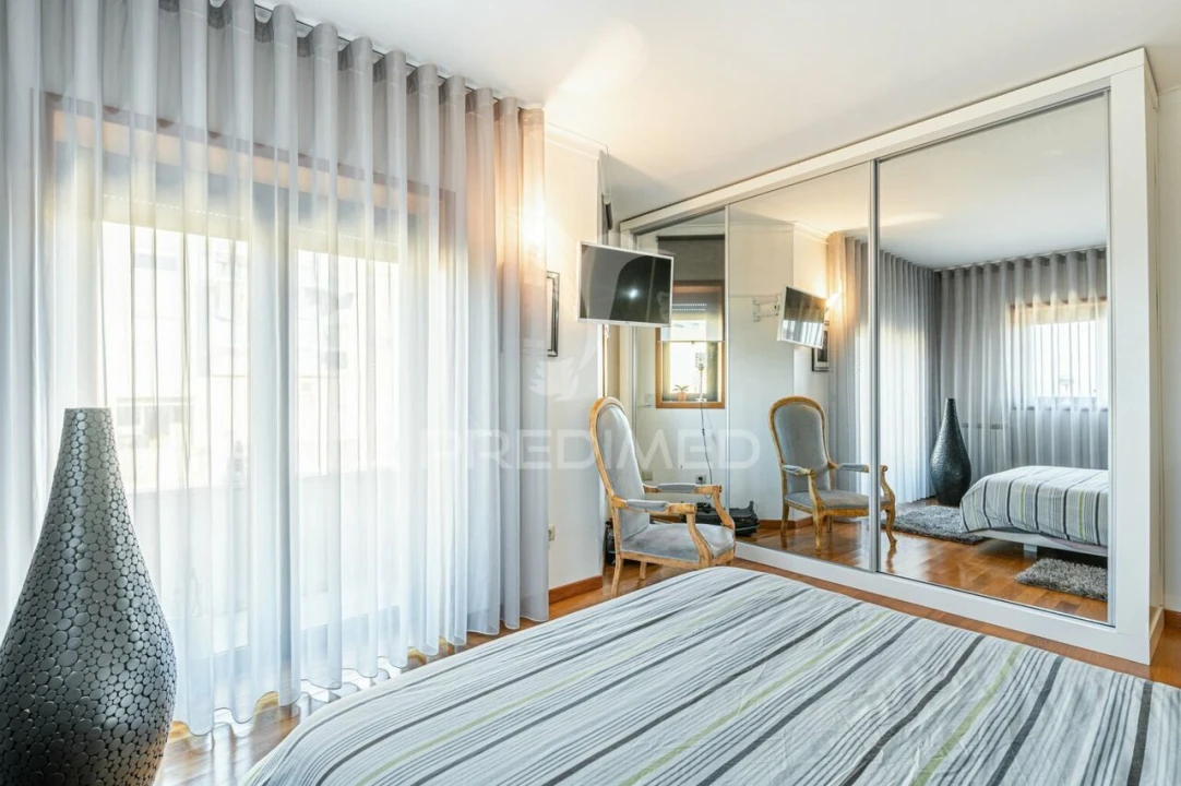 Moradia T3 para Venda em Quinchães Foto 15