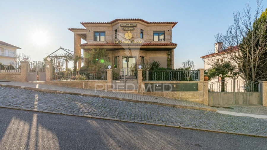 Moradia T3 para Venda em Quinchães