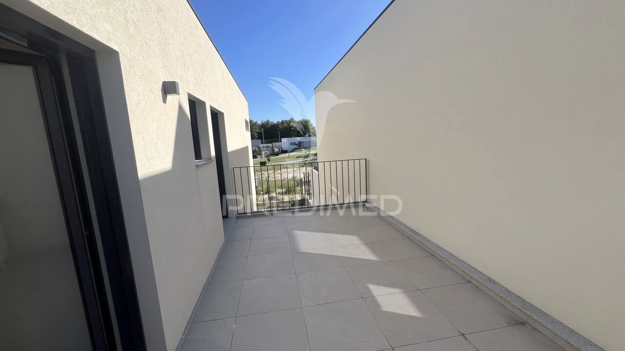 Moradia T3 para Venda em Palmeira Foto 33