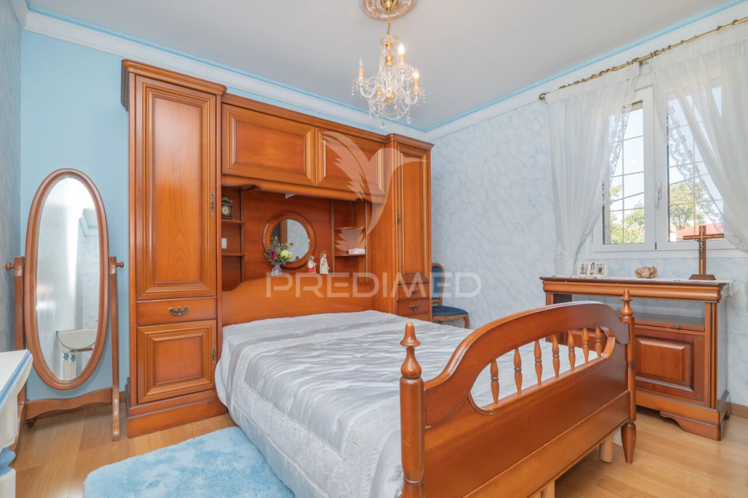 Moradia T5 para Venda em Souto Foto 38