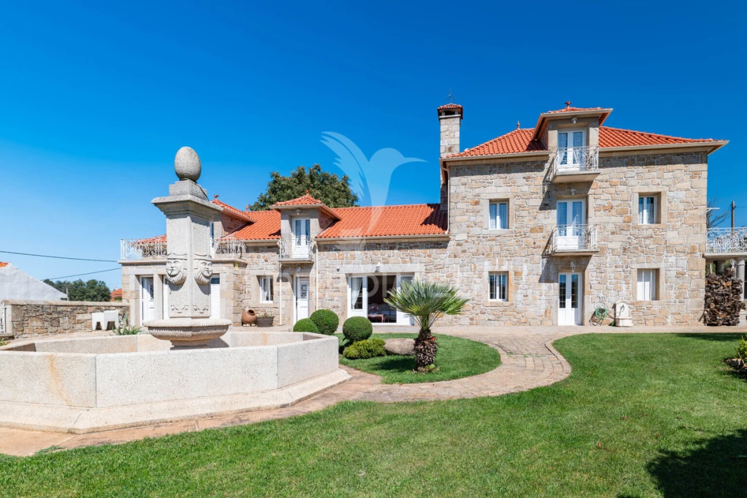 Moradia T5 para Venda em Souto Foto 1