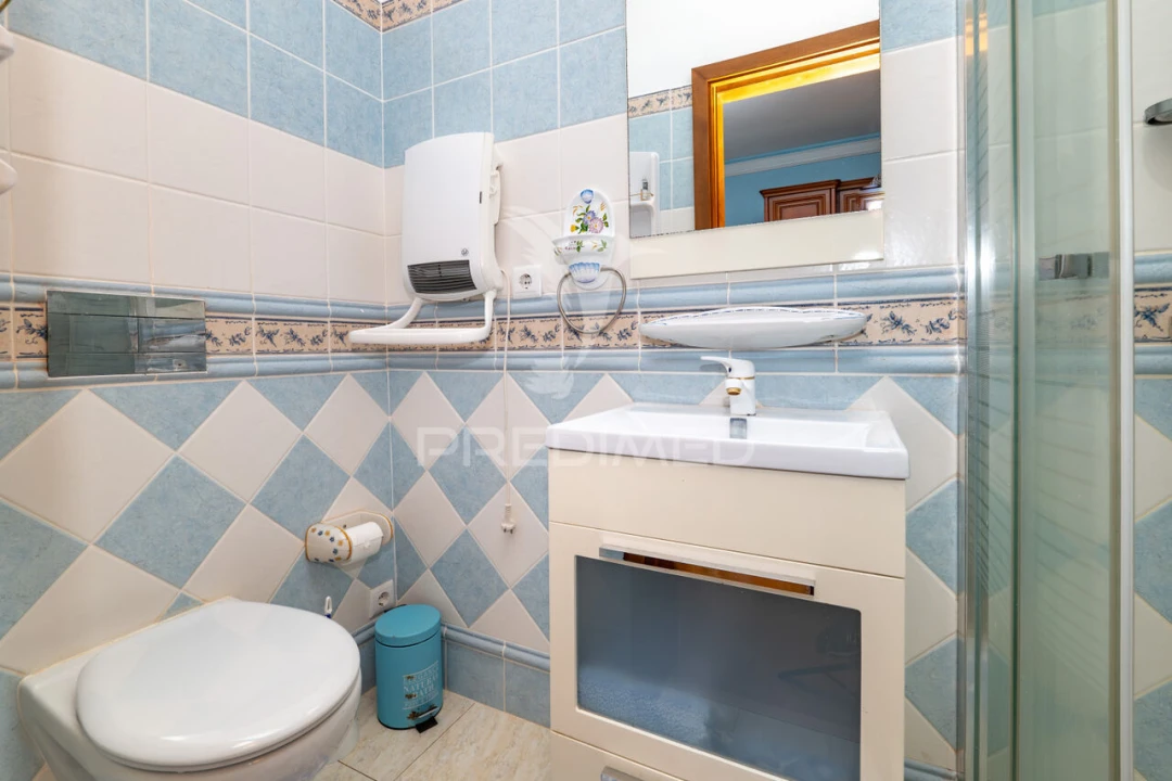 Moradia T5 para Venda em Souto Foto 39