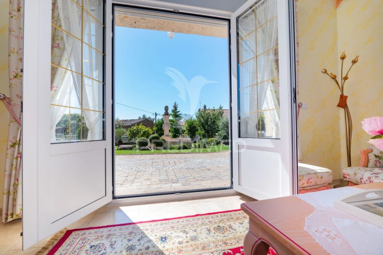 Moradia T5 para Venda em Souto Foto 34