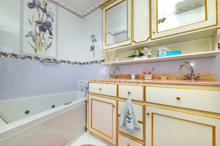 Moradia T5 para Venda em Souto Foto 36