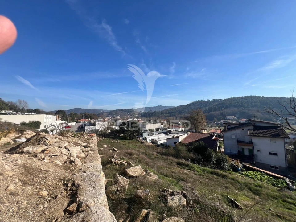Terreno para Venda em Moreira de Conegos Foto 7