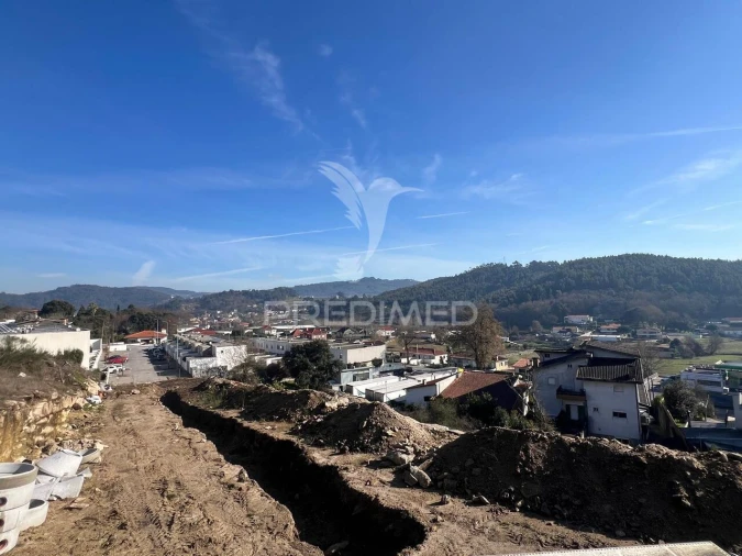 Terreno para Venda em Moreira de Conegos Foto 10