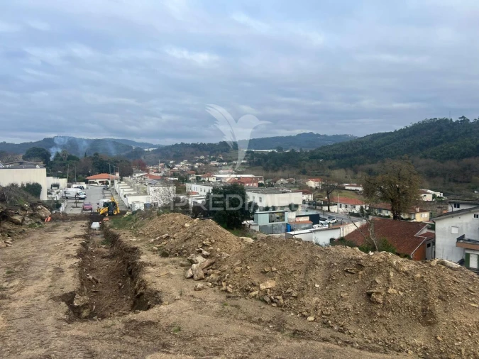 Terreno para Venda em Moreira de Conegos Foto 12