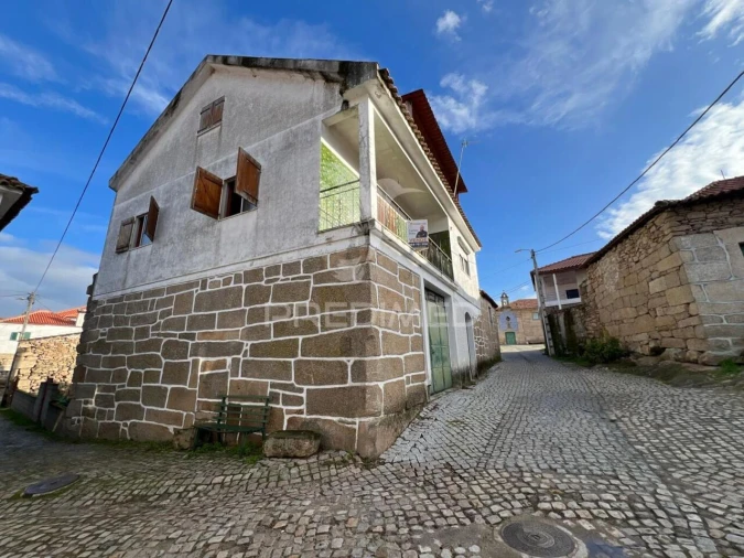 Moradia T6 para Venda em Bouça Foto 3