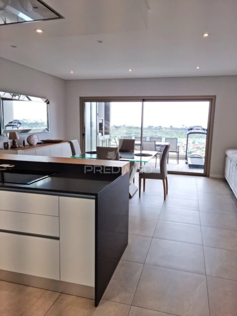 Apartamento T3 para Venda em Albufeira e Olhos de Água