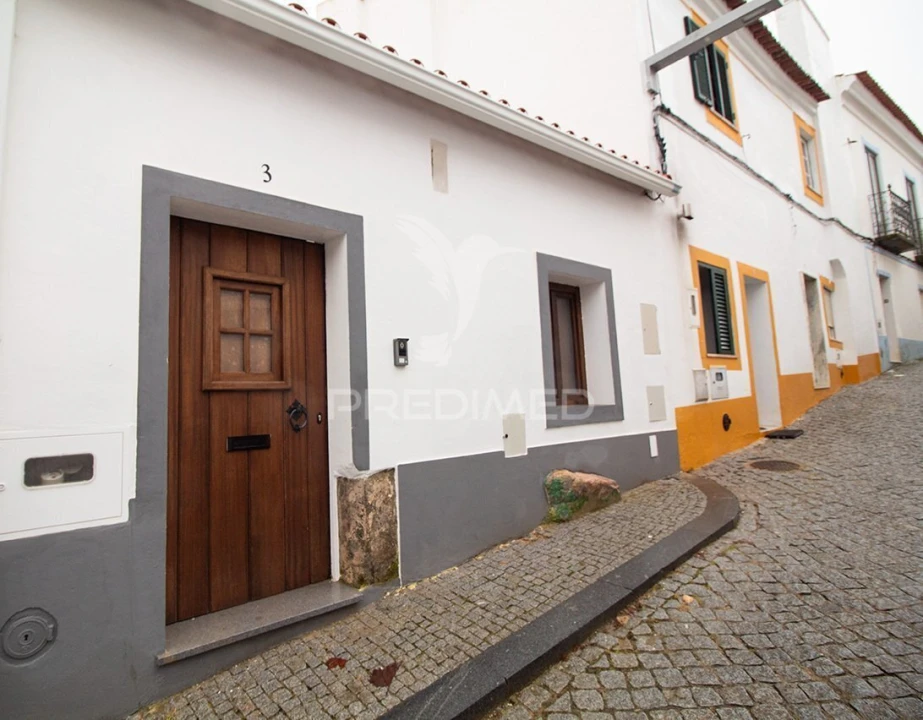 Moradia T2 para Venda em Arraiolos Foto 1