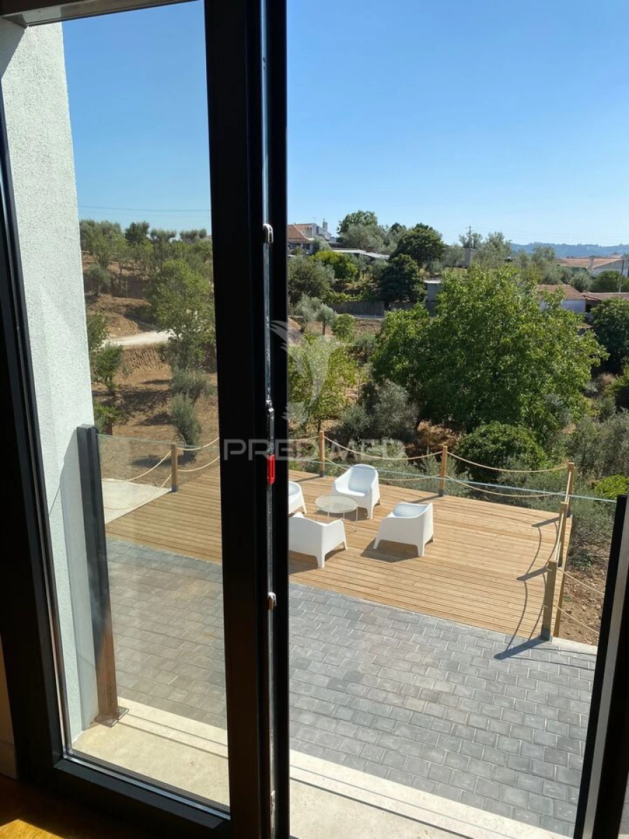 Moradia T3 para Venda em Olalhas Foto 13