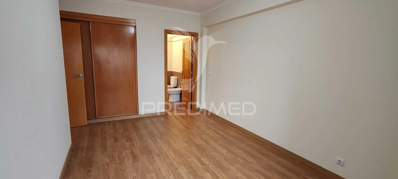 Apartamento T3 para Venda em Rio de Mouro Foto 18