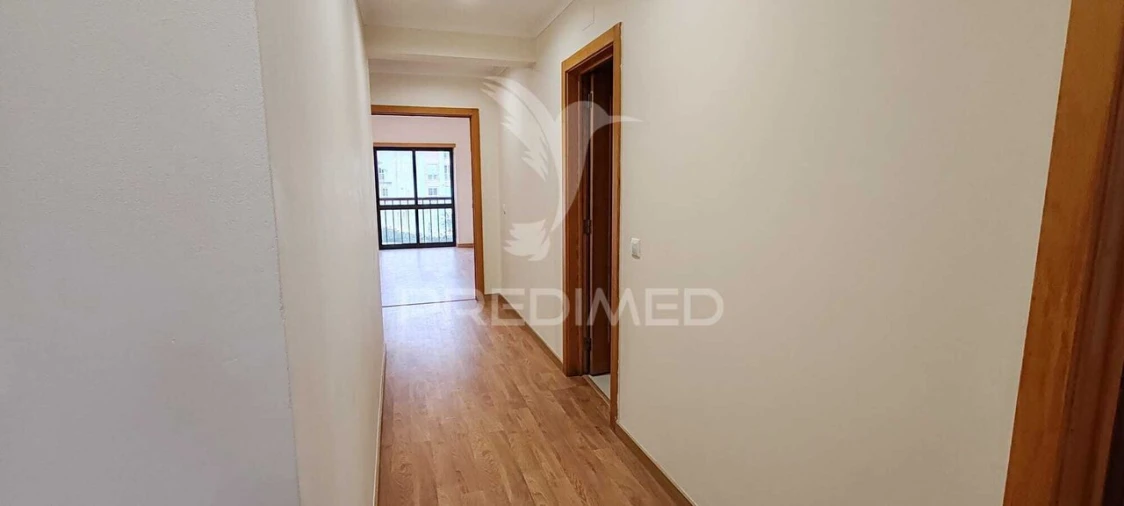 Apartamento T3 para Venda em Rio de Mouro Foto 21