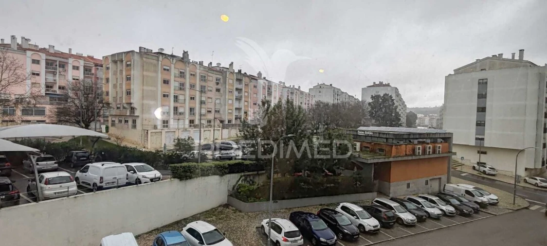 Apartamento T3 para Venda em Rio de Mouro Foto 14