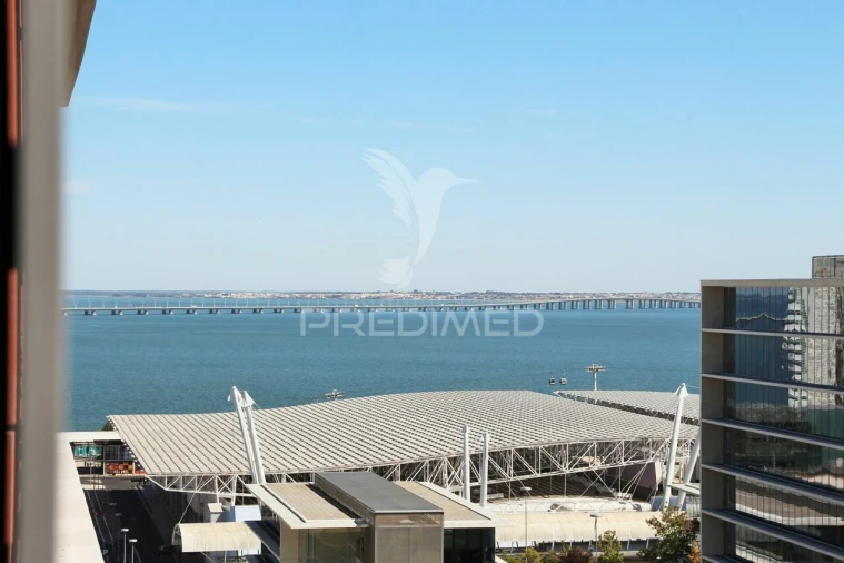 Escritório para Venda em Parque das Nações Foto 1