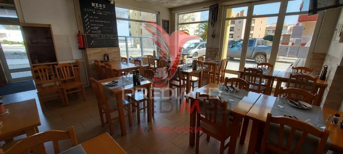 Loja para Venda em Lagos (São Sebastião e Santa Maria)