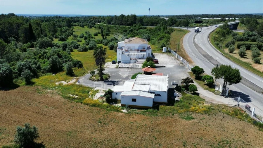 Moradia T9 para Venda em Bugalhos Foto 8