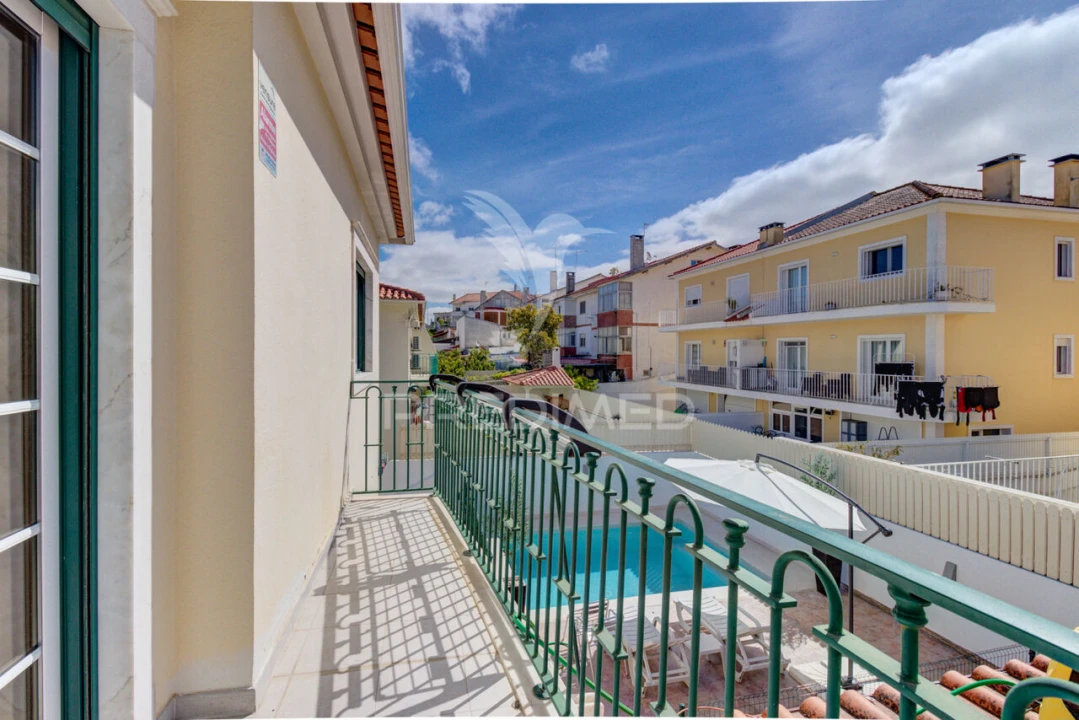 Moradia T5 para Venda em Vialonga Foto 27