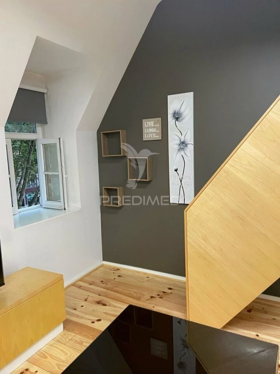 Prédio para Venda em Sé Nova, Santa Cruz, Almedina e São Bartolomeu Foto 6