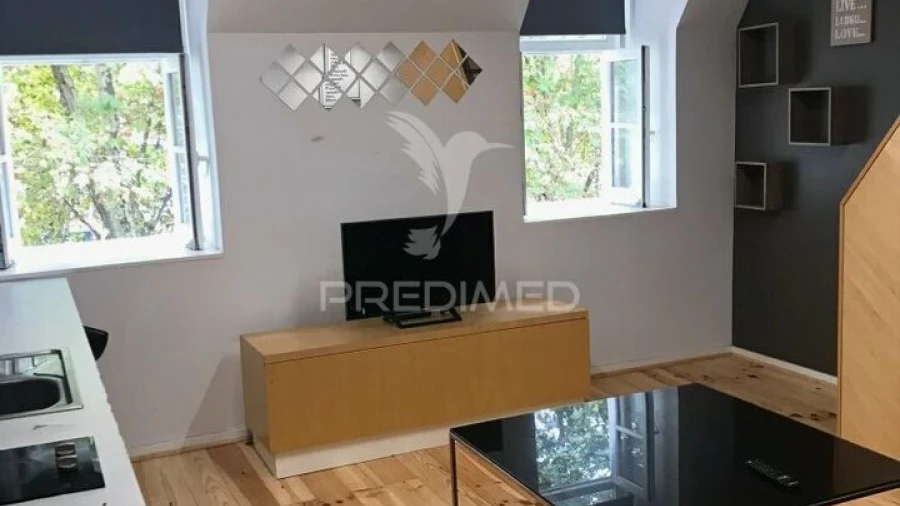 Prédio para Venda em Sé Nova, Santa Cruz, Almedina e São Bartolomeu