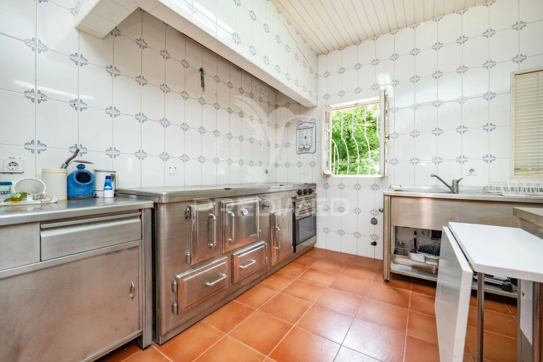 Moradia T4 para Venda em Salamonde Foto 15