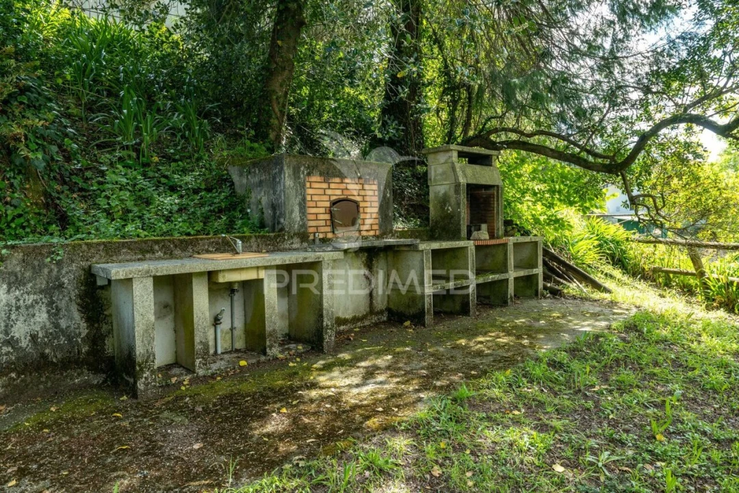 Moradia T4 para Venda em Salamonde Foto 33