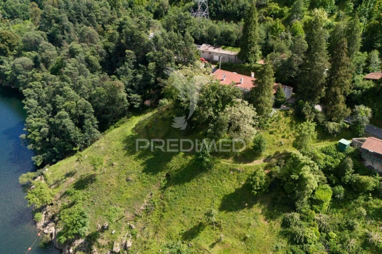 Moradia T4 para Venda em Salamonde Foto 34