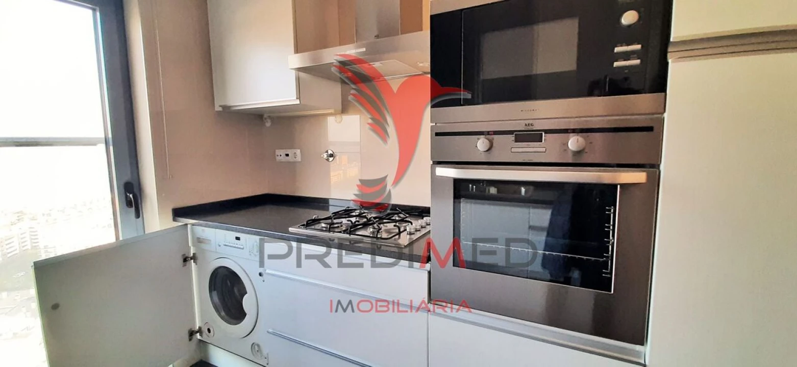 Apartamento T1 para Venda em Parque das Nações Foto 12