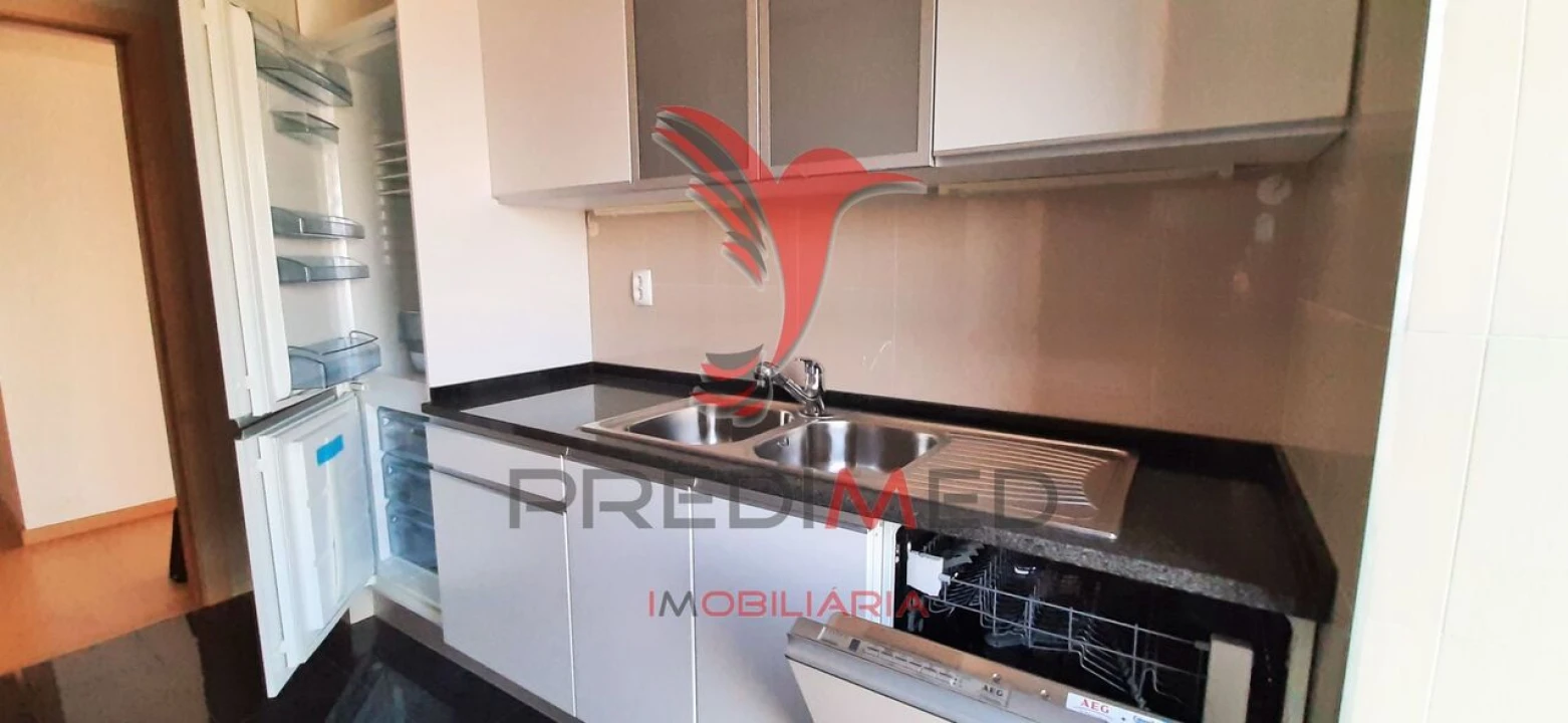 Apartamento T1 para Venda em Parque das Nações Foto 11