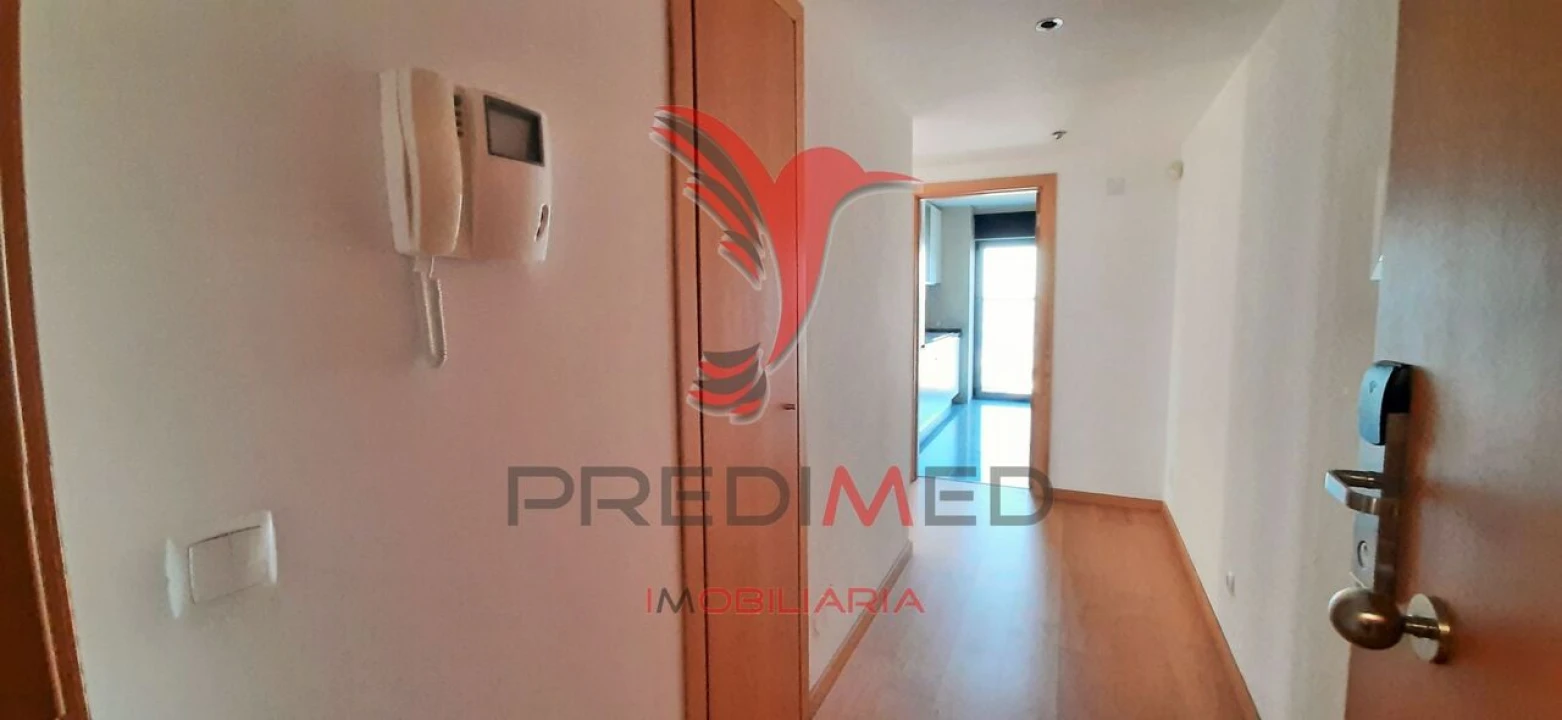 Apartamento T1 para Venda em Parque das Nações Foto 21