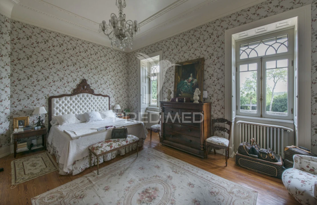 Moradia T8 para Venda em Assunção, Ajuda, Salvador e Santo Ildefonso Foto 16