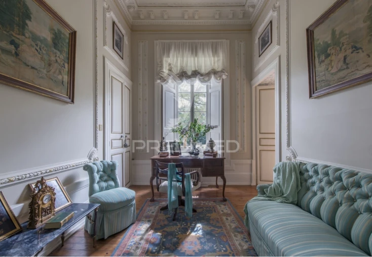 Moradia T8 para Venda em Assunção, Ajuda, Salvador e Santo Ildefonso Foto 9