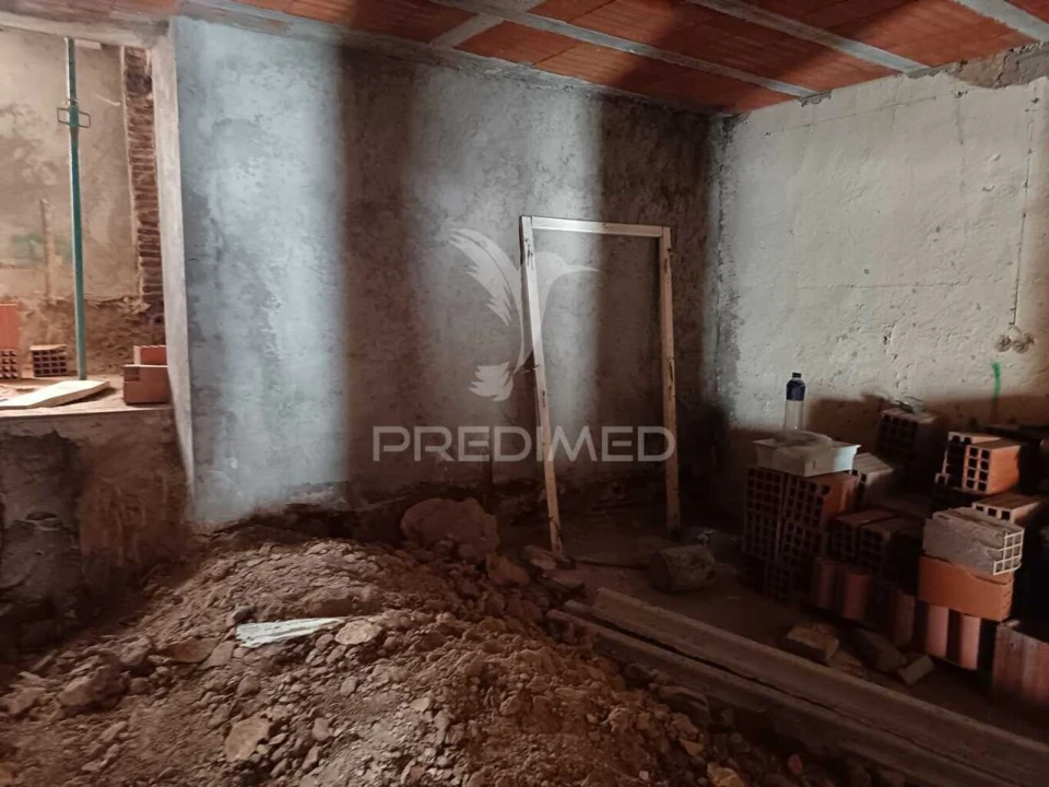 Moradia T4 para Venda em São João Baptista Foto 29