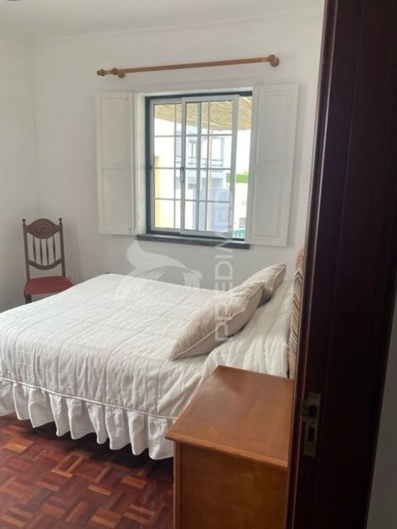 Moradia T4 para Venda em Praia da Vitoria (Santa Cruz) Foto 13