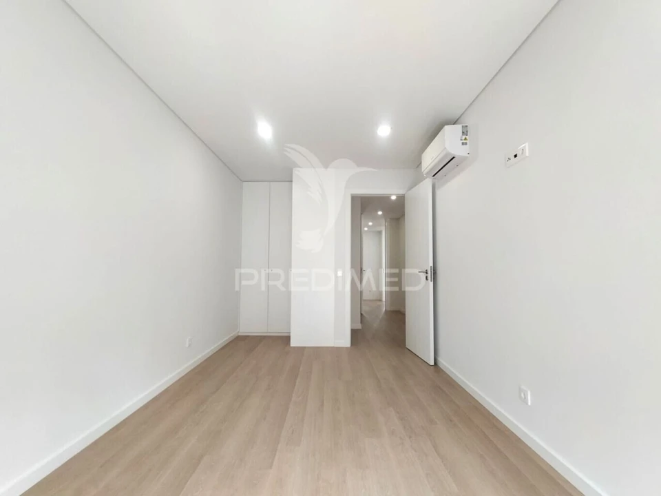 Apartamento T3 para Venda em Águas Livres Foto 19