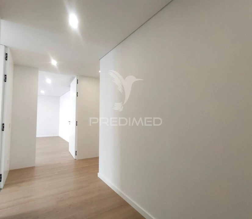 Apartamento T3 para Venda em Águas Livres Foto 12