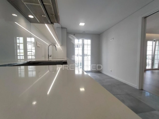 Apartamento T3 para Venda em Águas Livres Foto 7