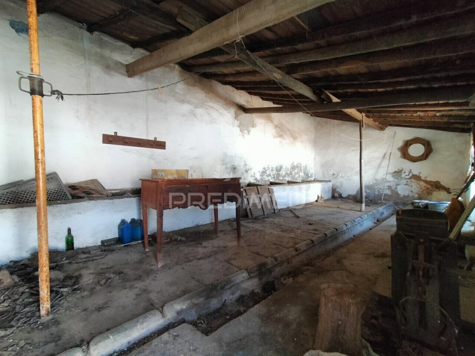 Moradia T0 para Venda em Vaiamonte Foto 10