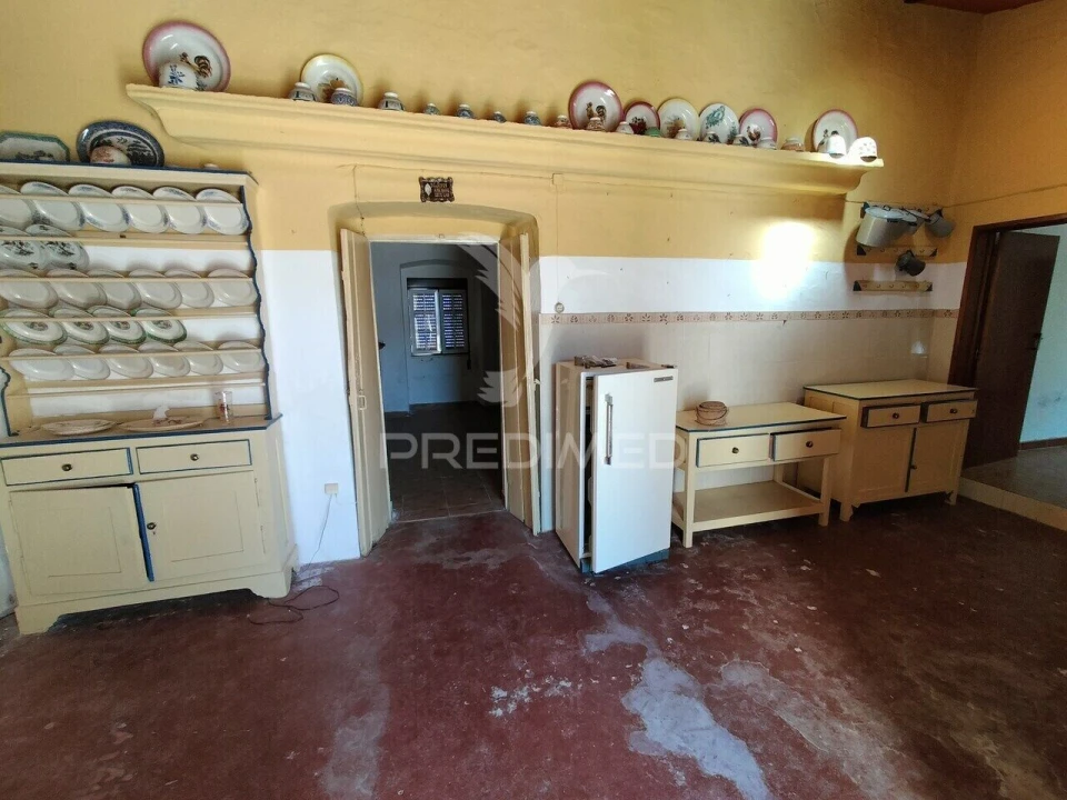 Moradia T0 para Venda em Vaiamonte Foto 6