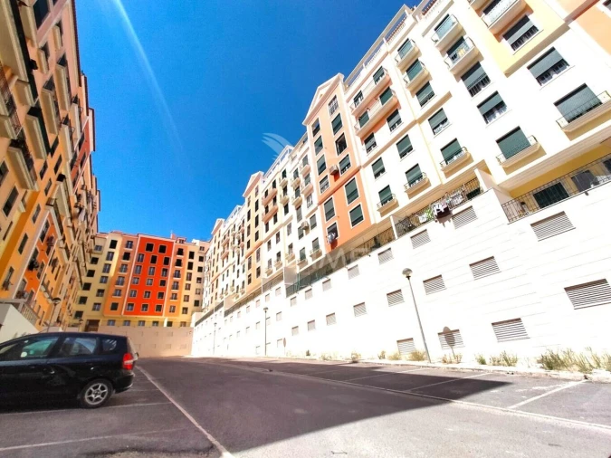 Apartamento T3 para Venda em Águas Livres Foto 19