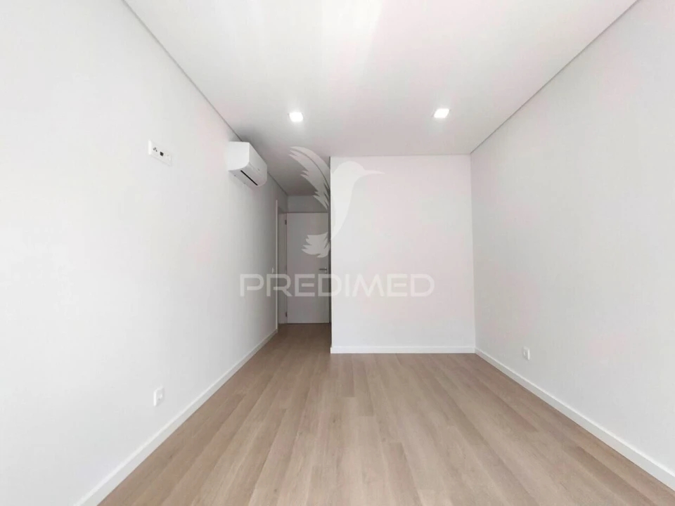 Apartamento T3 para Venda em Águas Livres Foto 24