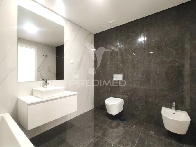 Apartamento T3 para Venda em Águas Livres Foto 18