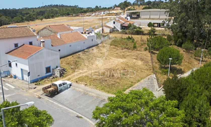 Terreno para Venda em São Teotónio