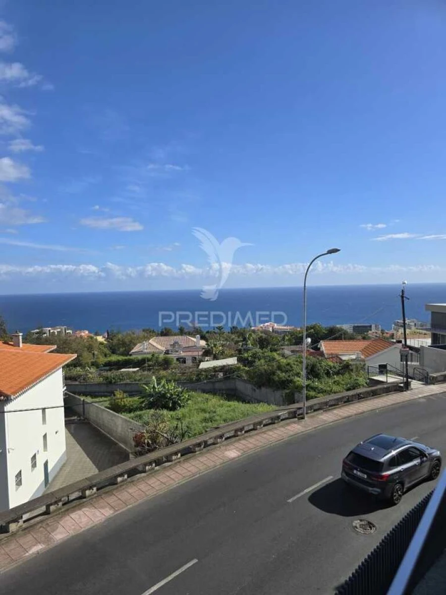 Apartamento T2 para Venda em São Martinho Foto 3