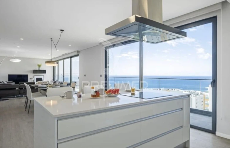 Apartamento T3 para Venda em São Martinho Foto 6