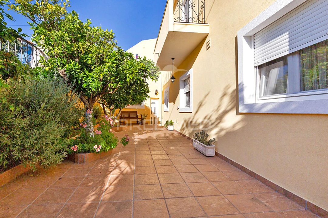 Moradia T6 para Venda em Loures Foto 22