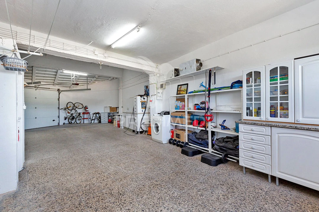 Moradia T6 para Venda em Loures Foto 34