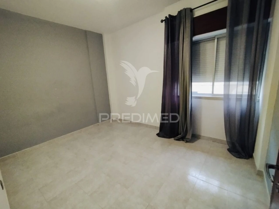Apartamento T2 para Venda em Moita Foto 7