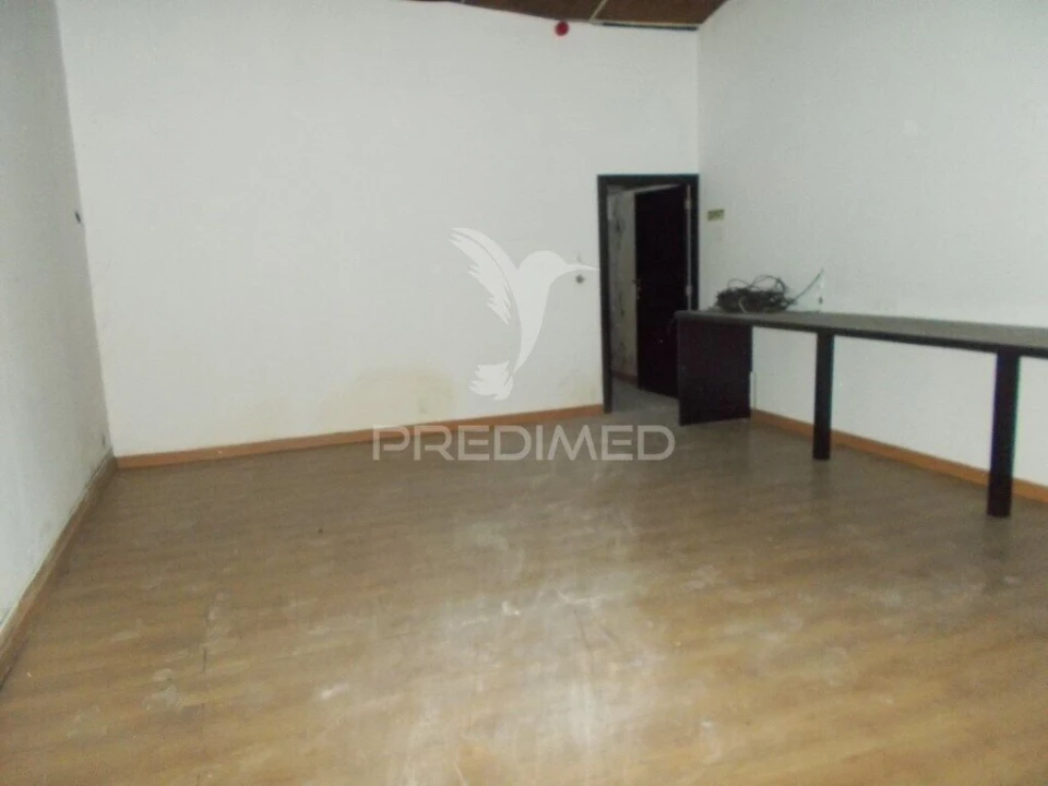 Loja para Venda em Aradas Foto 8