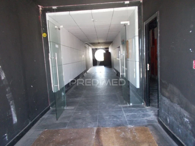 Loja para Venda em Aradas Foto 2